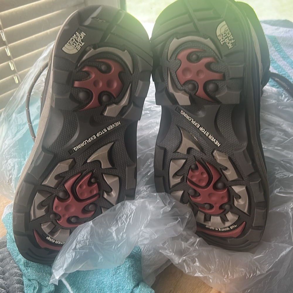 The North Face Brown and Tan Boots/size   7.5women’s euc / great walking /hiking - Picture 5 of 7